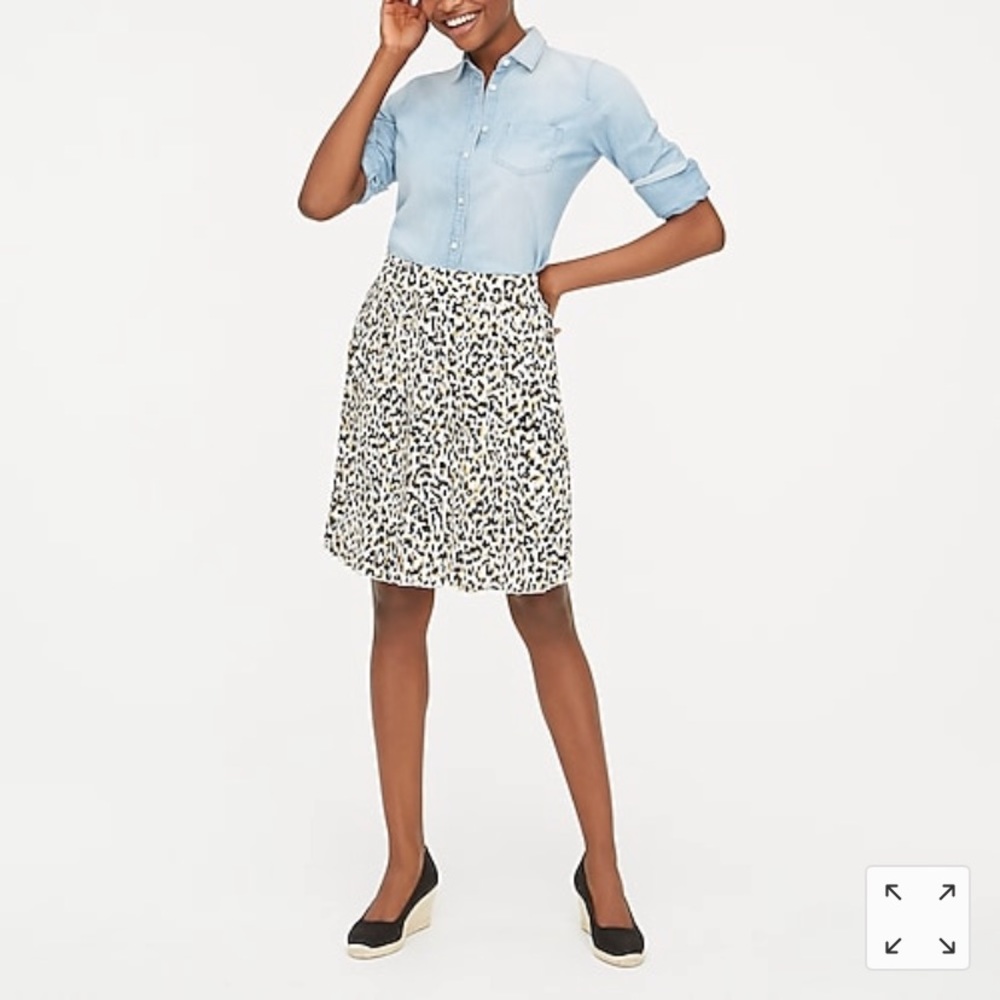 Pleated leopard skirt J.Crew size 0. - Picture 2 of 5